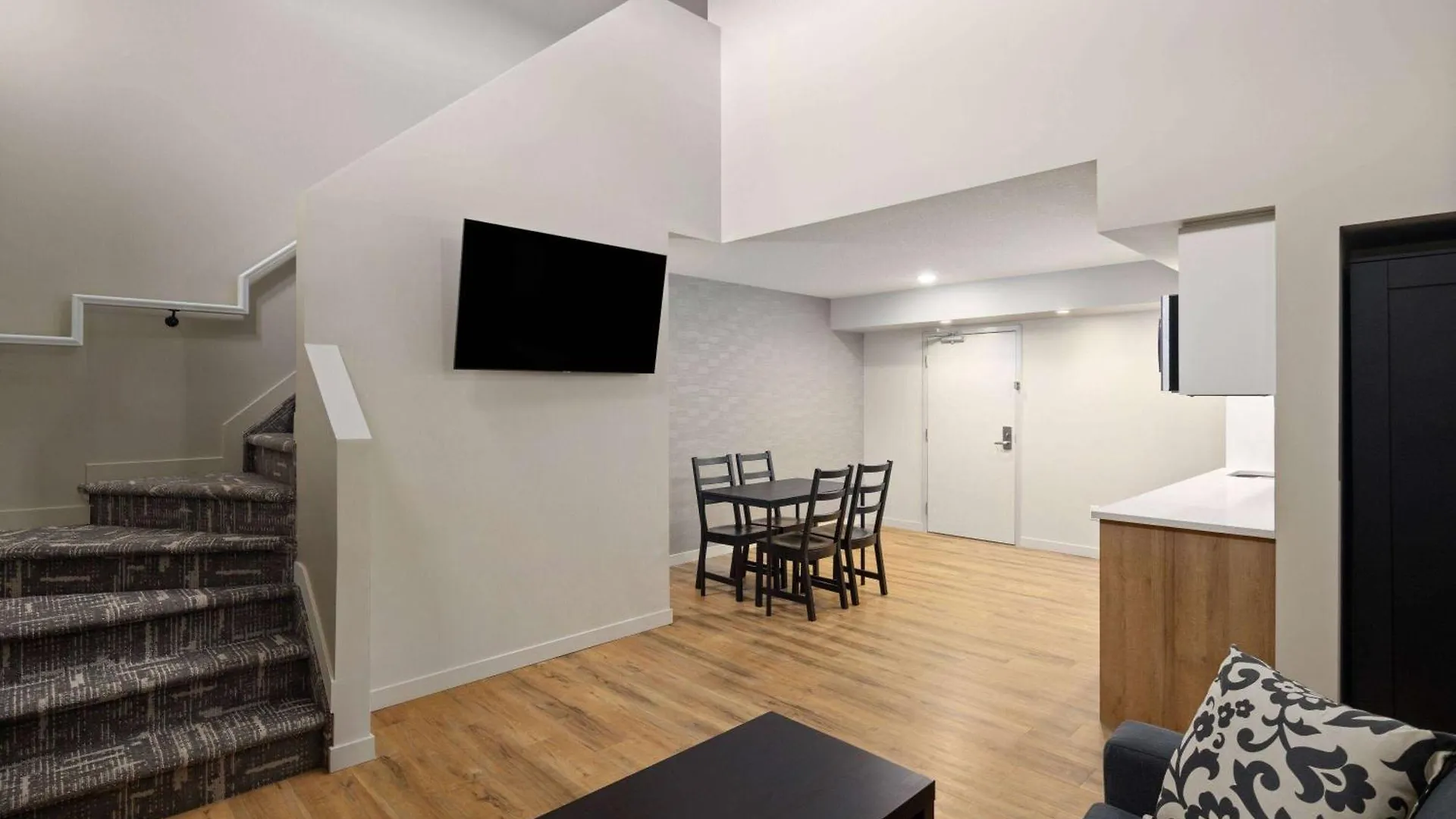 Baymont By Wyndham West Edmonton Hotel Canada