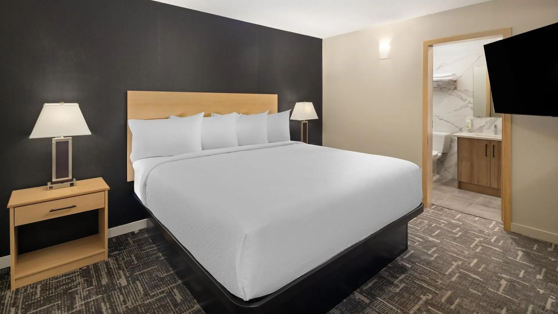 Baymont By Wyndham West Edmonton Hotel 0*,